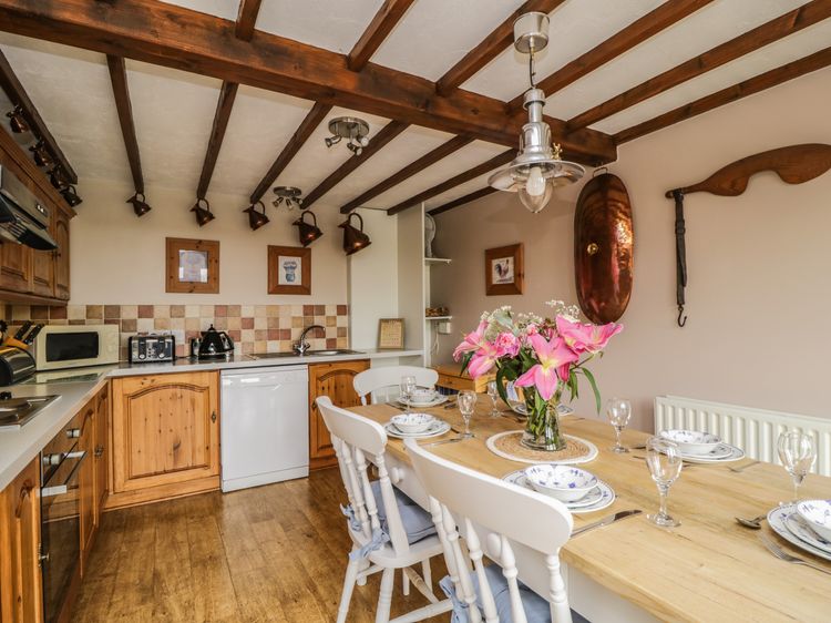 Daisy Cottage, listing photograph 9