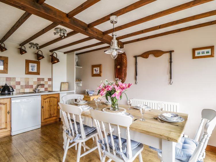 Daisy Cottage, listing photograph 10
