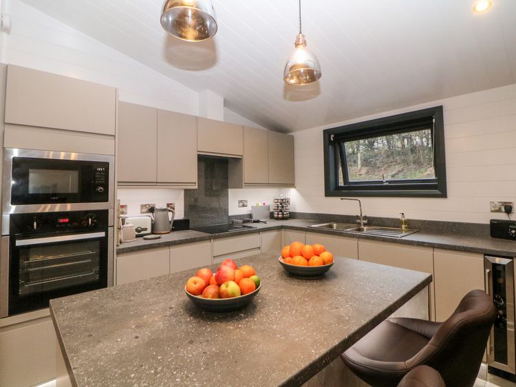 Stables Lodge, listing photograph 10