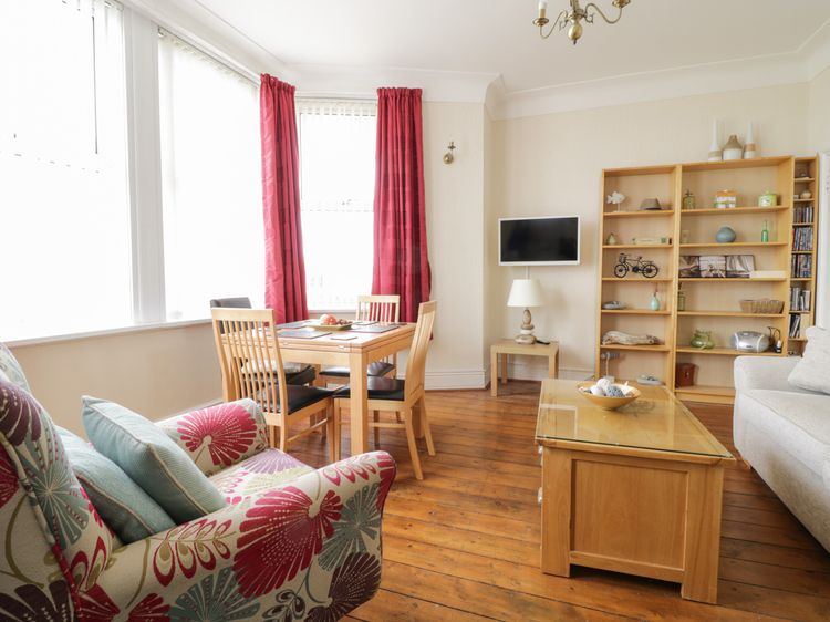The Nook, listing photograph 3