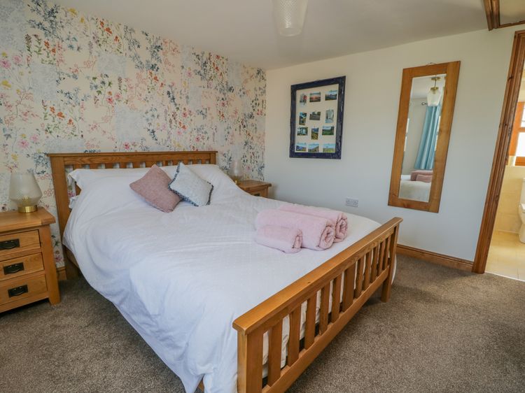 Bramblewood Cottage, listing photograph 10