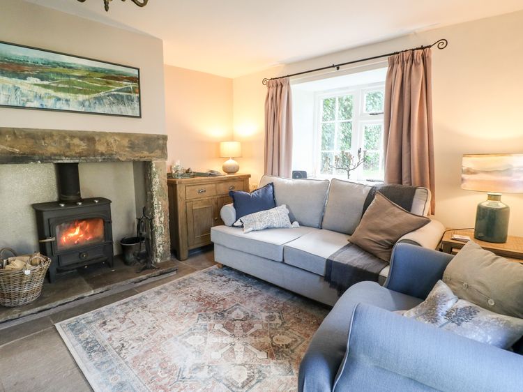 Manor Barn Cottage, listing photograph 6