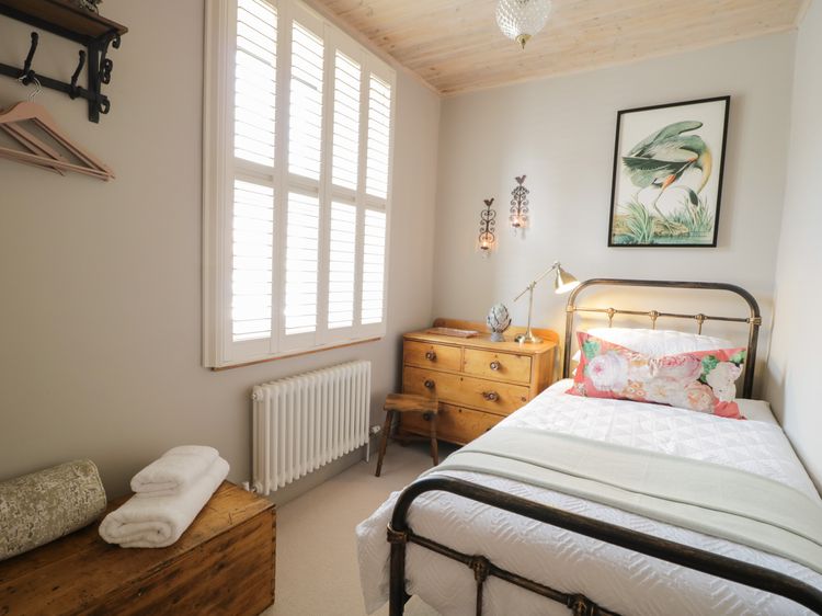 Hideaway Cottage, listing photograph 12