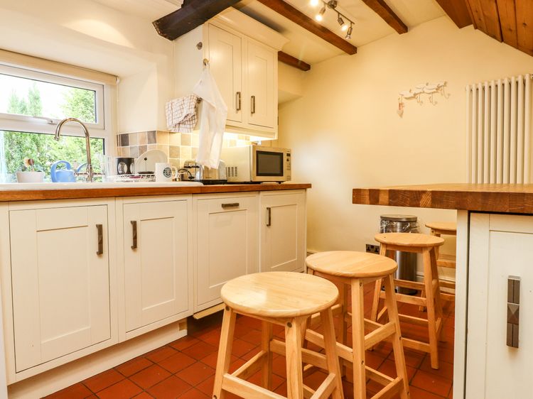 Lychgate Cottage, listing photograph 10