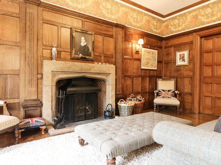 Bearnock Lodge, listing photograph 6