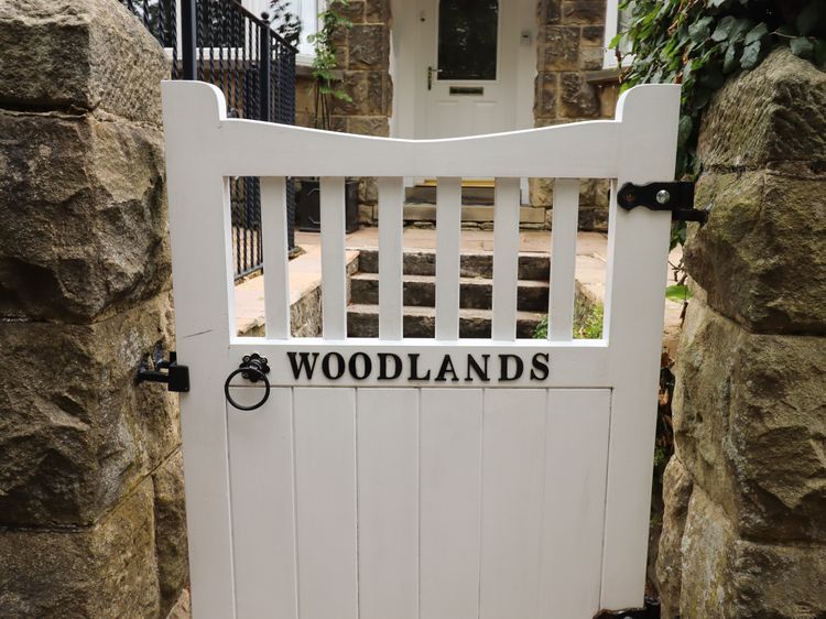 Woodlands, listing photograph 2