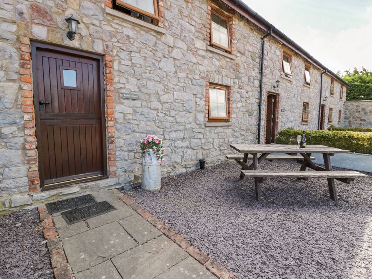Bwthyn Y Wennol, listing photograph 4