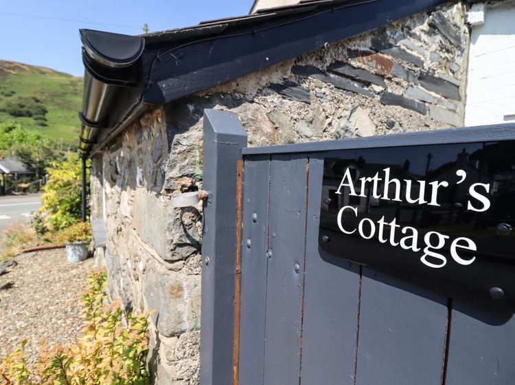 Arthur’s Cottage, listing photograph 5