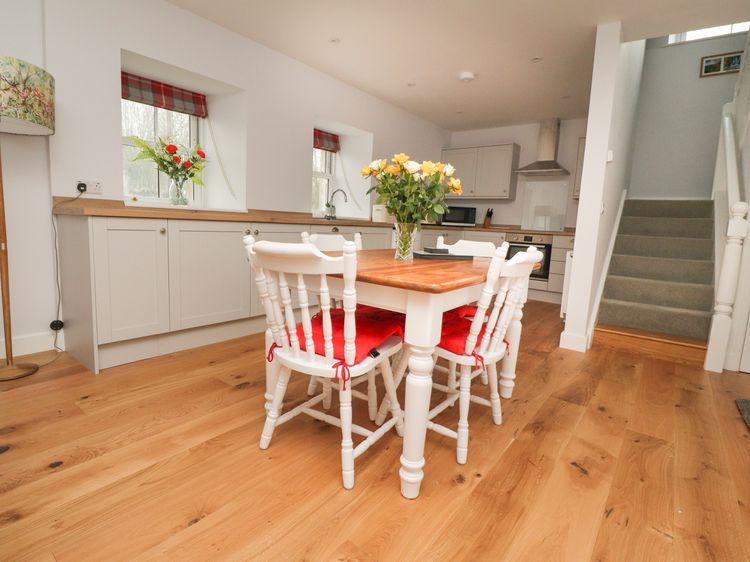 1 Hull House Cottage, listing photograph 6