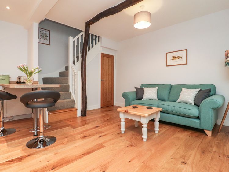3 Hull House Cottage, listing photograph 6