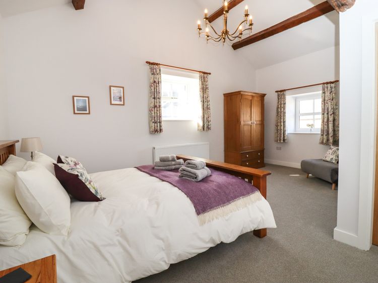 3 Hull House Cottage, listing photograph 10