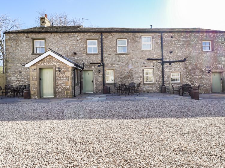 3 Hull House Cottage, listing photograph 2