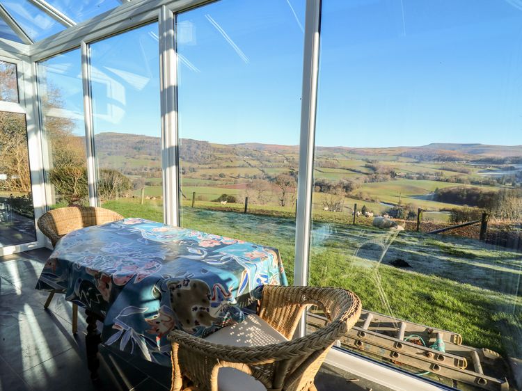 Ty Twmp / Tump Cottage, listing photograph 11