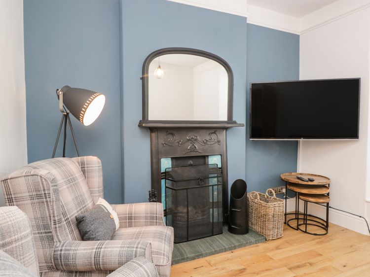 The Burrow, listing photograph 3