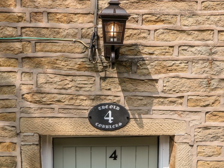 The Old Cobblers, listing photograph 3
