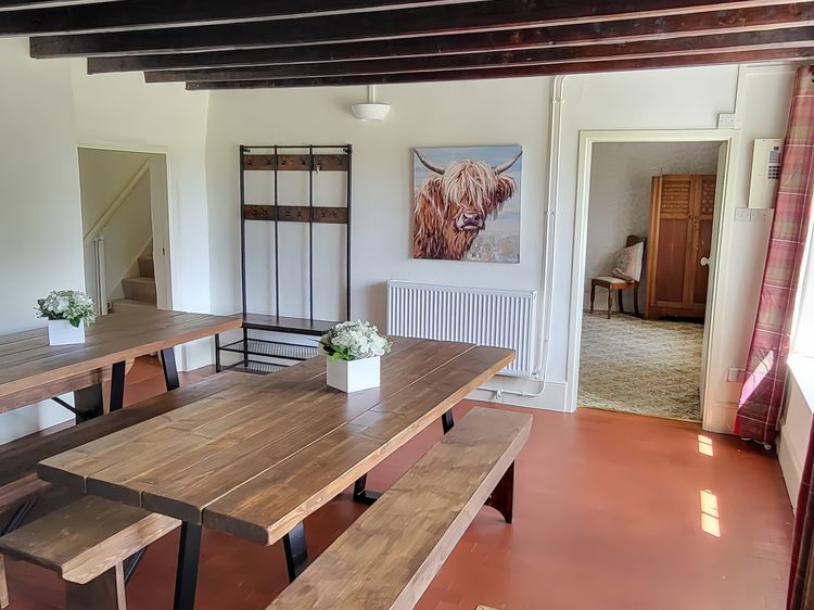 The Farmhouse, listing photograph 8