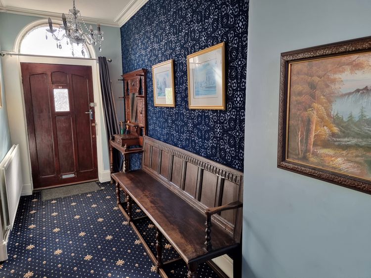 2 Mill Street, listing photograph 2