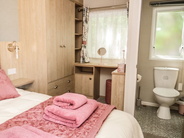 Burlees Nest, listing photograph 10