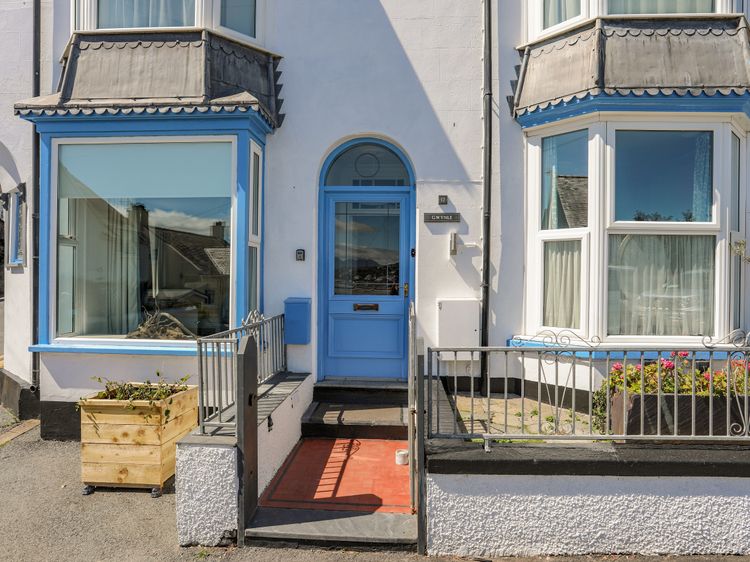 Gwynle - Criccieth, listing photograph 10
