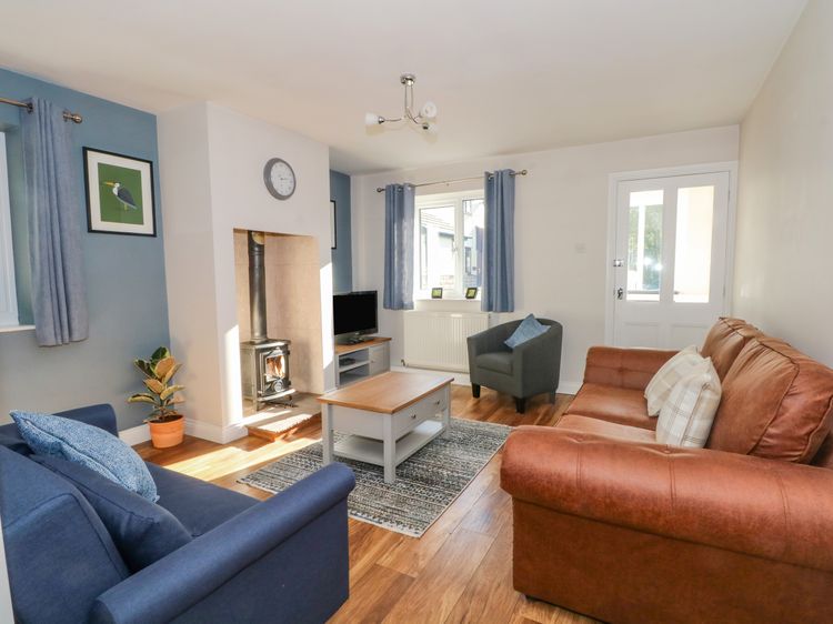 6 Hunters Green Close, listing photograph 4