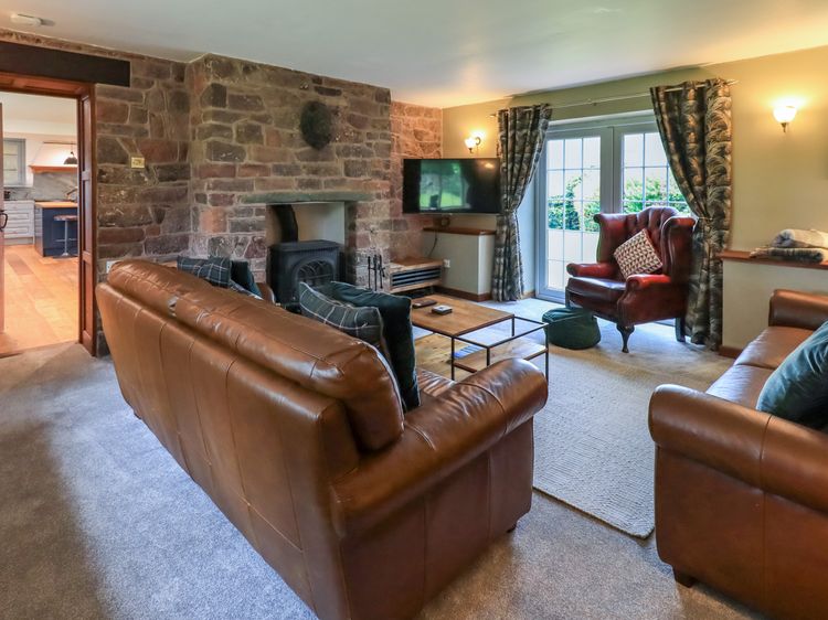 Flaska House, listing photograph 4