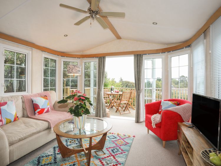 Tegfryn Bach, listing photograph 7