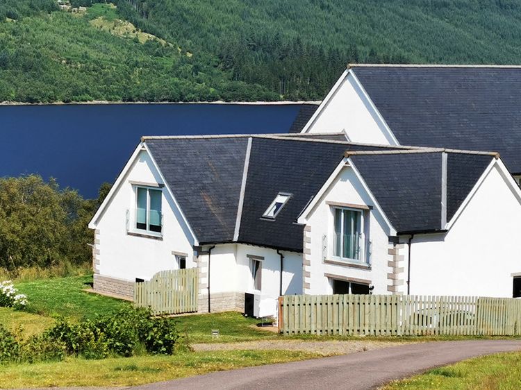 Lochside, 1 The Corries, listing photograph 2