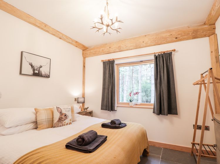 Pine Marten Lodge, listing photograph 12