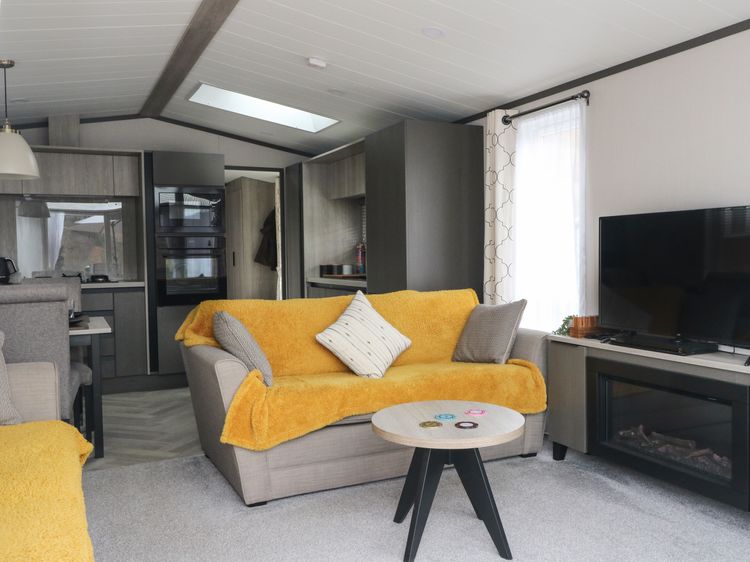 Red Kite Lodge, listing photograph 5