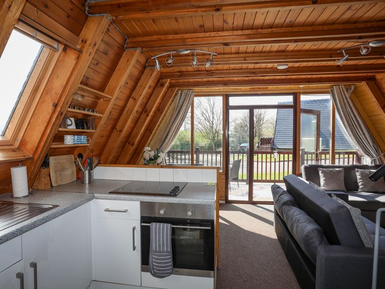 171 Snowdonia View, listing photograph 8