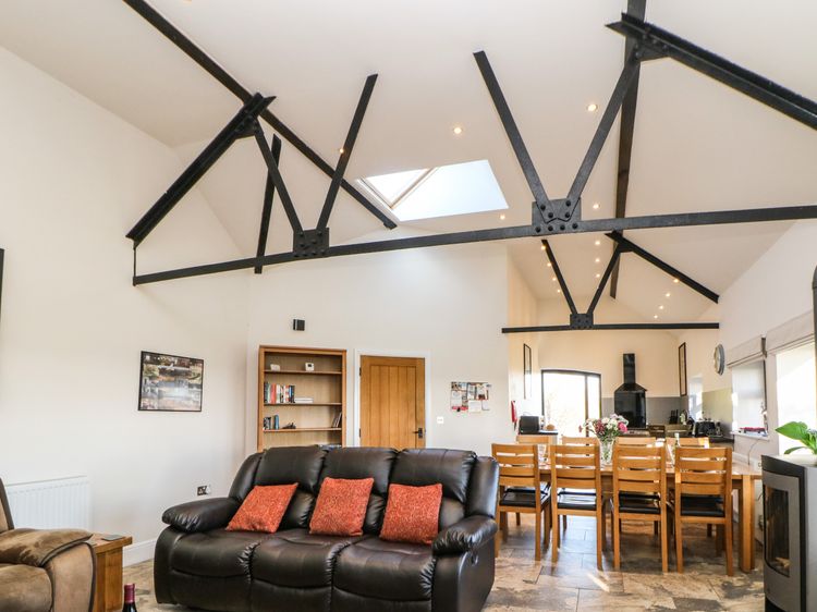 The Barn at Hill House, listing photograph 9