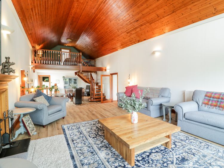 Shieldhill Farm House, listing photograph 6