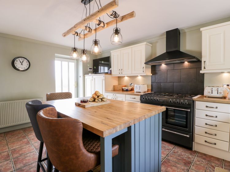 Shieldhill Farm House, listing photograph 10