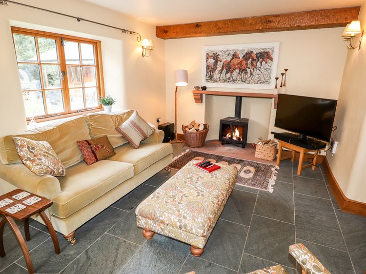Eagle Farmhouse, listing photograph 4