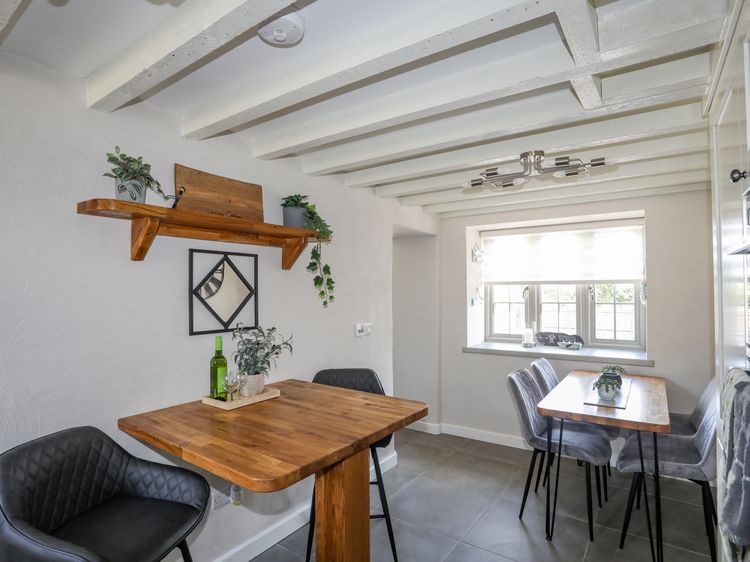Lleiniog Cottage, listing photograph 8