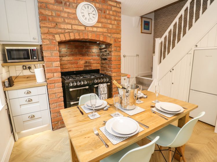 Havens End, listing photograph 11