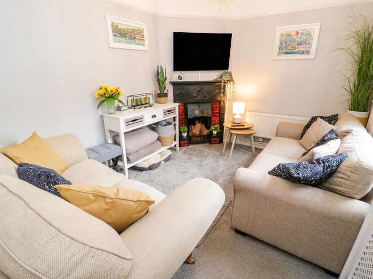 Havens End, listing photograph 2
