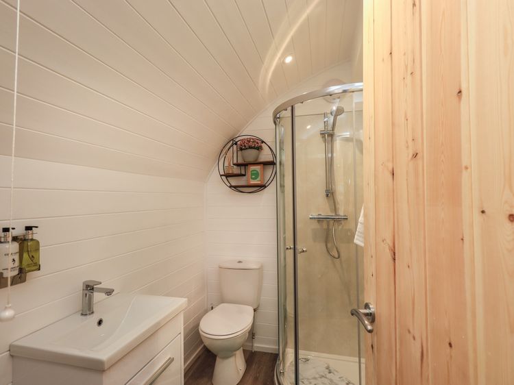 Jenny - Crossgate Luxury Glamping, listing photograph 11