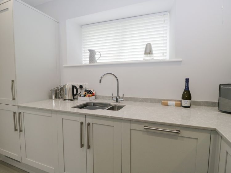 Molly’s Pantry, listing photograph 10