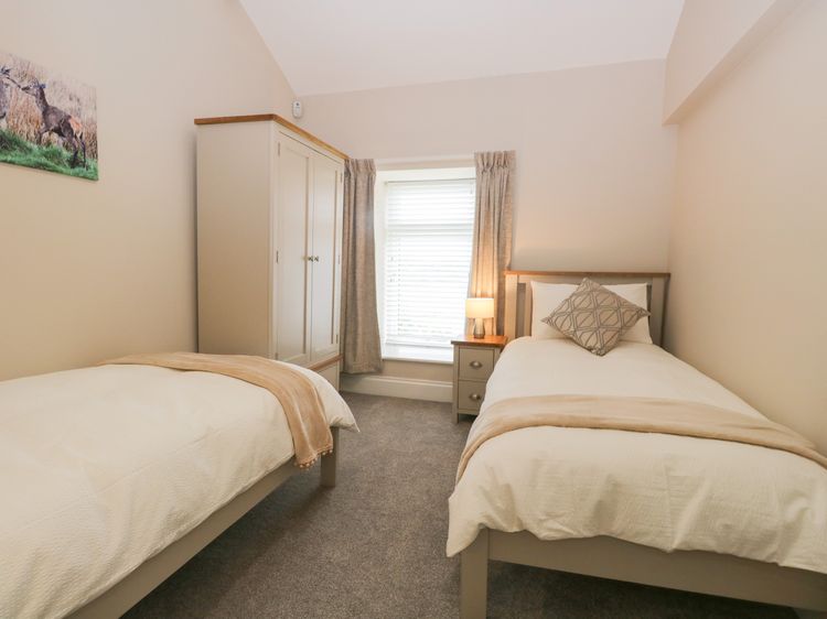 Oxen Park Farm Cottage, listing photograph 12
