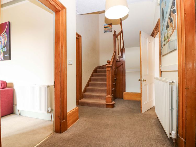 Tayview, listing photograph 8