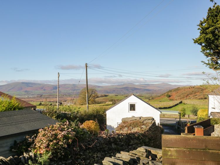 Brookside, listing photograph 3