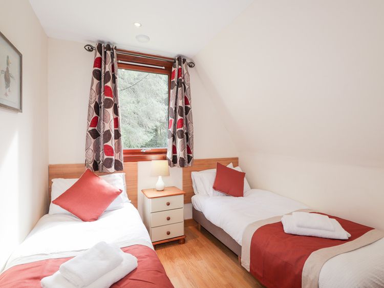 Owl Lodge, listing photograph 11