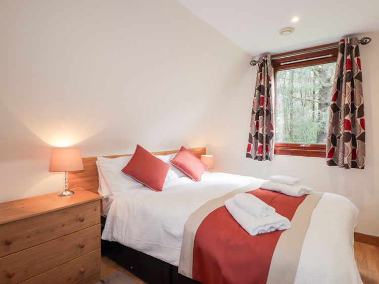 Owl Lodge, listing photograph 12