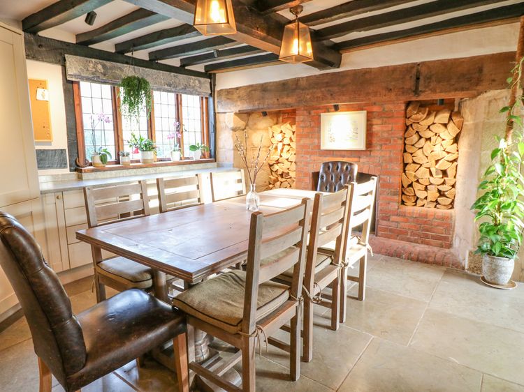 The Manor House, listing photograph 12