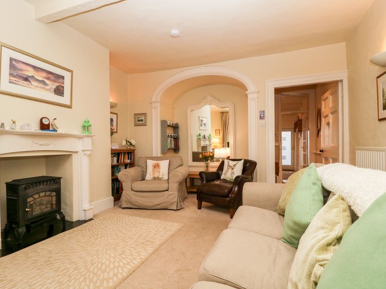 Raphael's Cottage, listing photograph 4