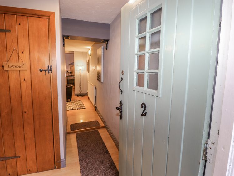 2 The Old Coach House, listing photograph 2