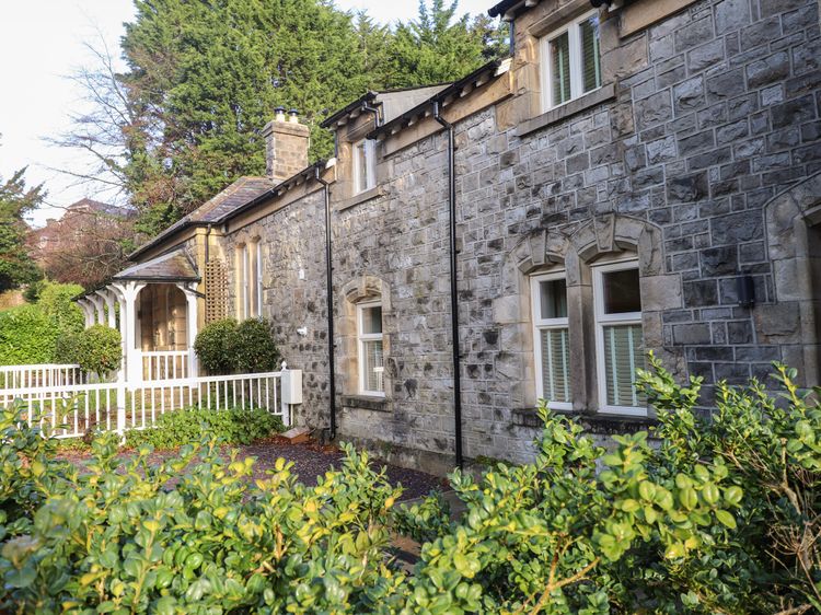 1 The Stables, listing photograph 3