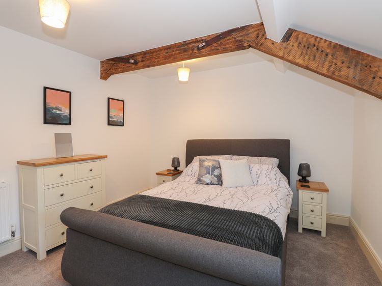1 The Stables, listing photograph 10