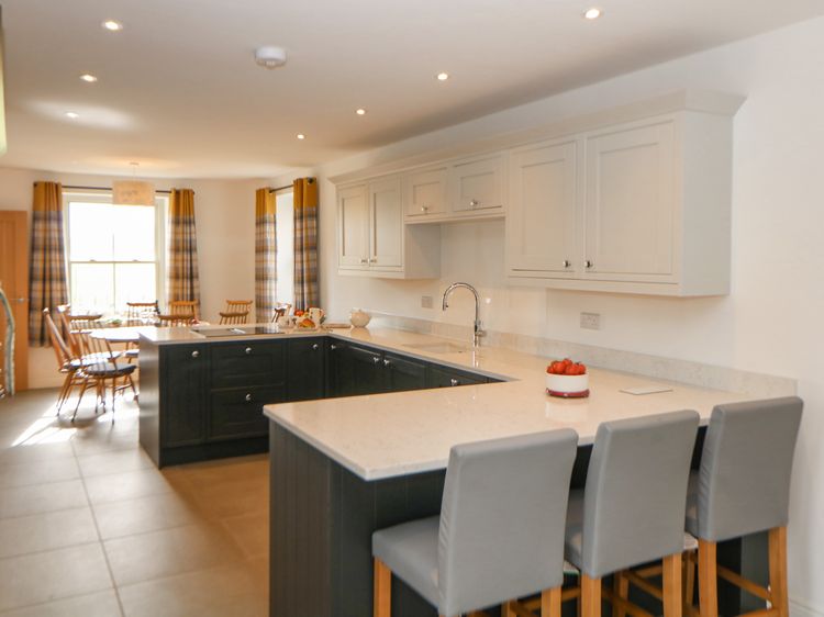 Dove Meadows House, listing photograph 8